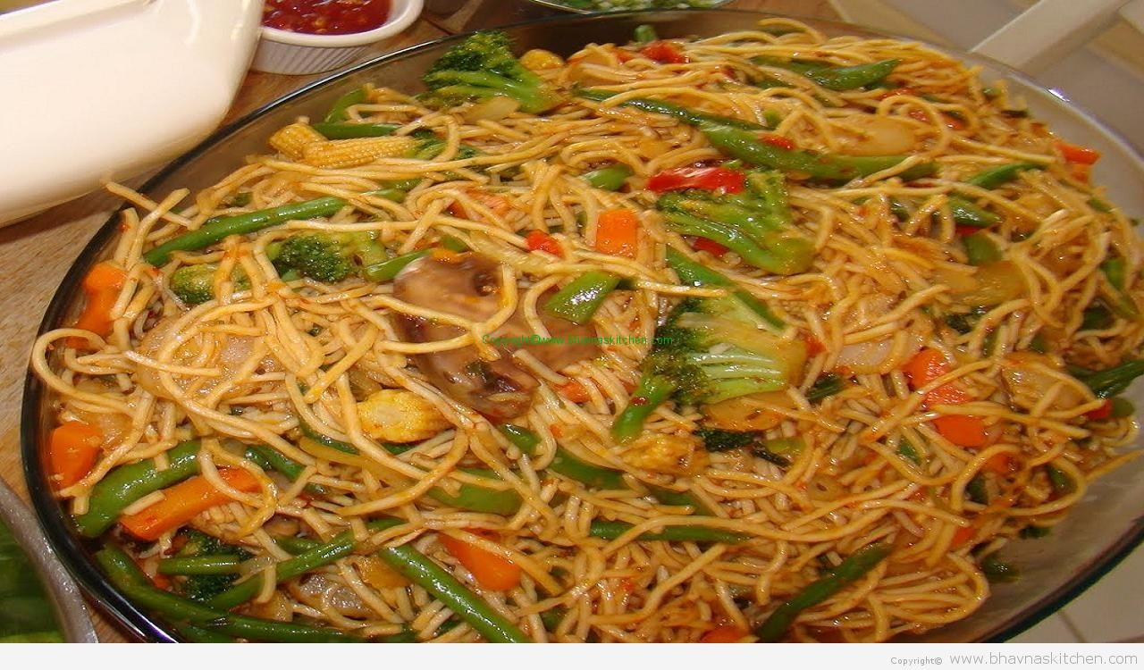 Vegetable Chow Mein / Hakka Noodles