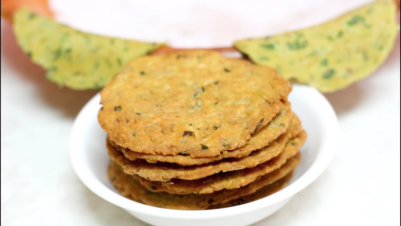 Kadak Methi Masala Puri Video Recipe | Wheat Fenugreek Crisps| Bhavna’s Kitchen