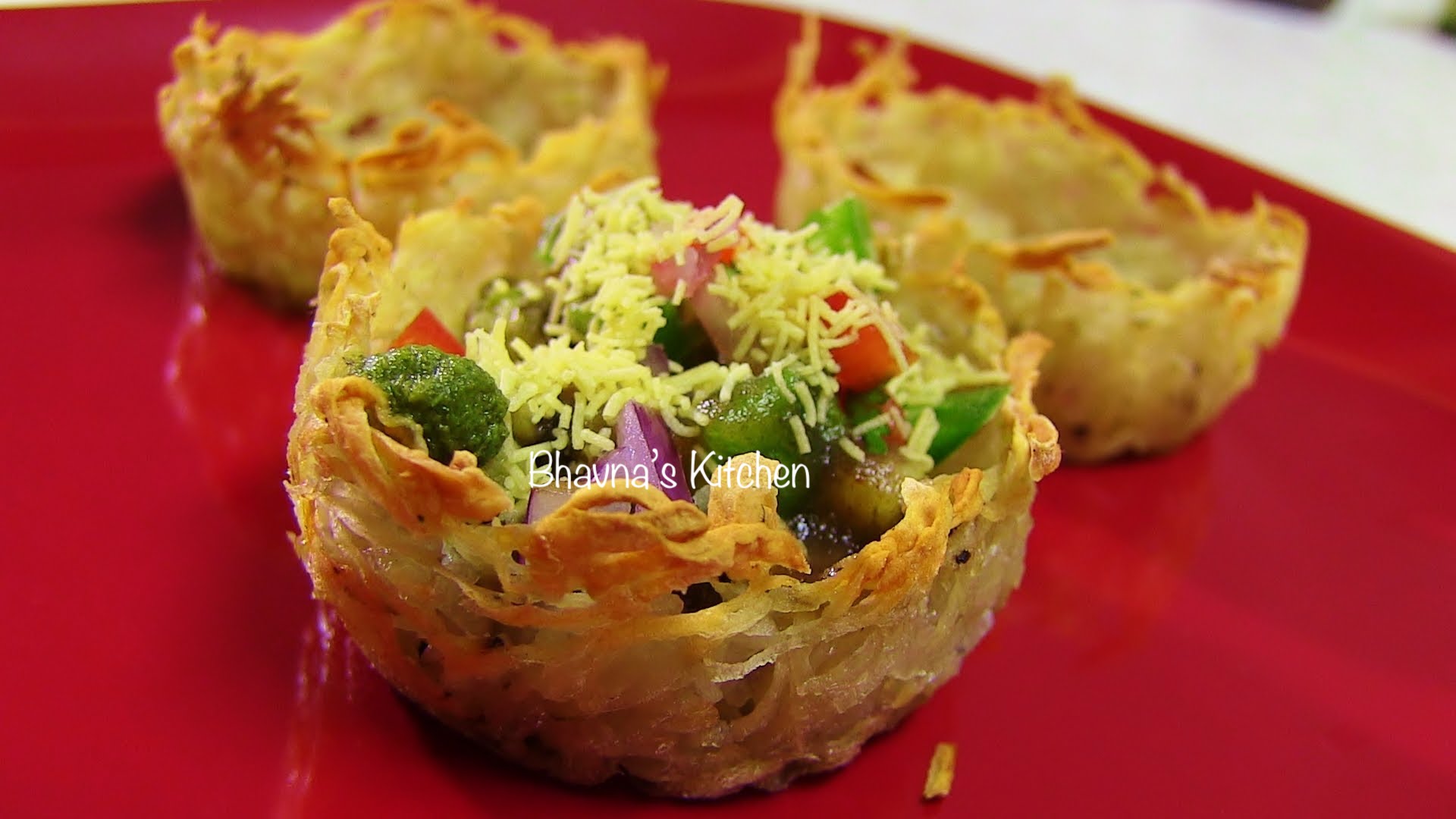 Aloo Tokri or Katori Chaat – Potato Basket or Nest