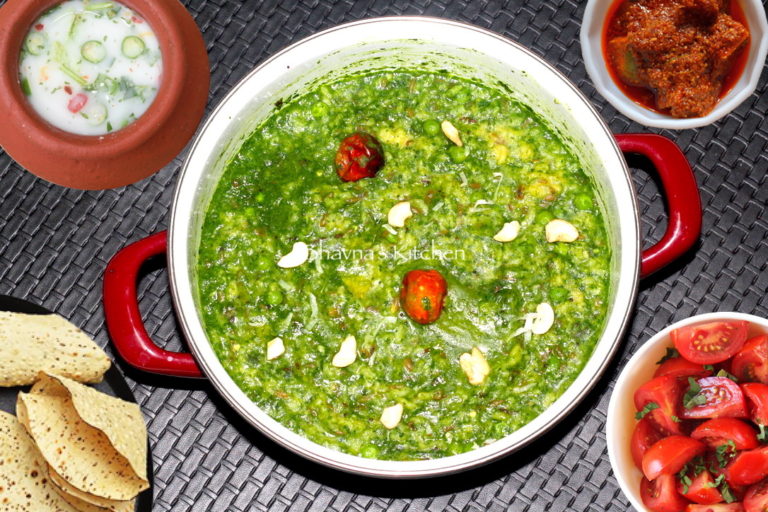 Palak Khichdi – Spinach Rice Lentil Stew